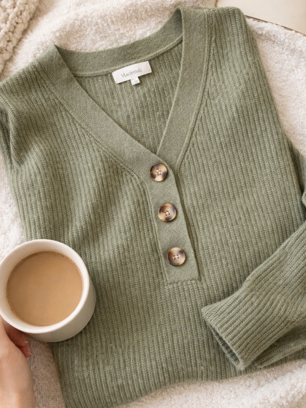 Madewell Olive Green Ribbed Henley Sweater – Size Medium 🌿